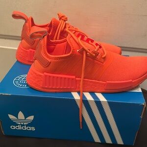 (NEW) Adidas NMD_R1 Women Size 8 Color Impact Orange